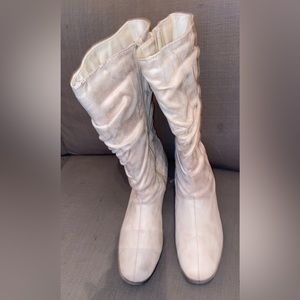 Suede mid length boots